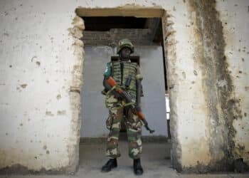 Heavy casualties reported after suicide bomber strikes Mogadishu military academy