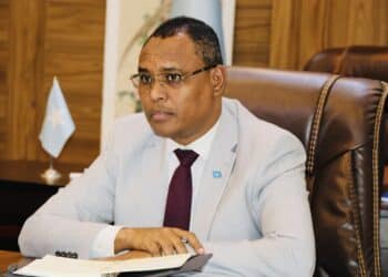 Government nepotism unveiled: Minister’s shameful admission of family hiring sparks outrage