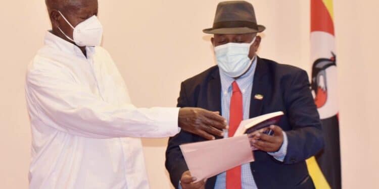 President Yoweri Museveni of Uganda said his country does not support the secession of the Somaliland region from Somalia and offered to mediate in the long-standing dispute