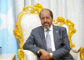 Hassan Sheikh after meeting Aran Jaan from Puntland in Mogadishu Somalia