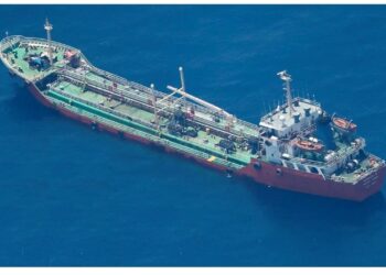 The tanker Honour 25 at anchor off Puntland, the ship retaken at Dharinbaar after pirates killed five of its crew