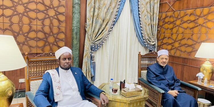 Towfiiq chairman Sheikh Mohamed Shaakir Ali Hassan during a 2026 meeting
