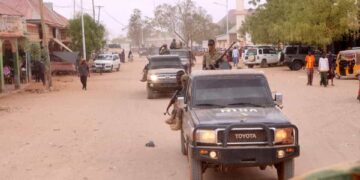 File photograph of NISA pickups driving through Beled Hawo, the Gedo border town whose commissioner says federal-led forces have set out toward it from Luuq and Doolow